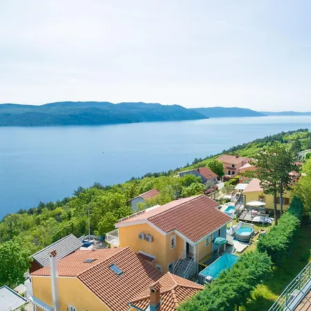 Nyaraló Panoramare By Interhome *